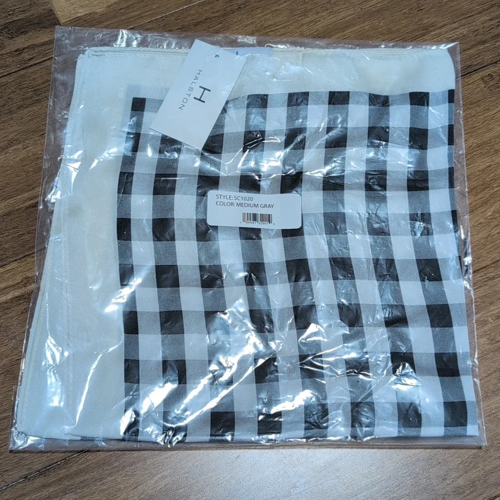 H by Halston Black and White Tonal Checkered Hair Scarf
